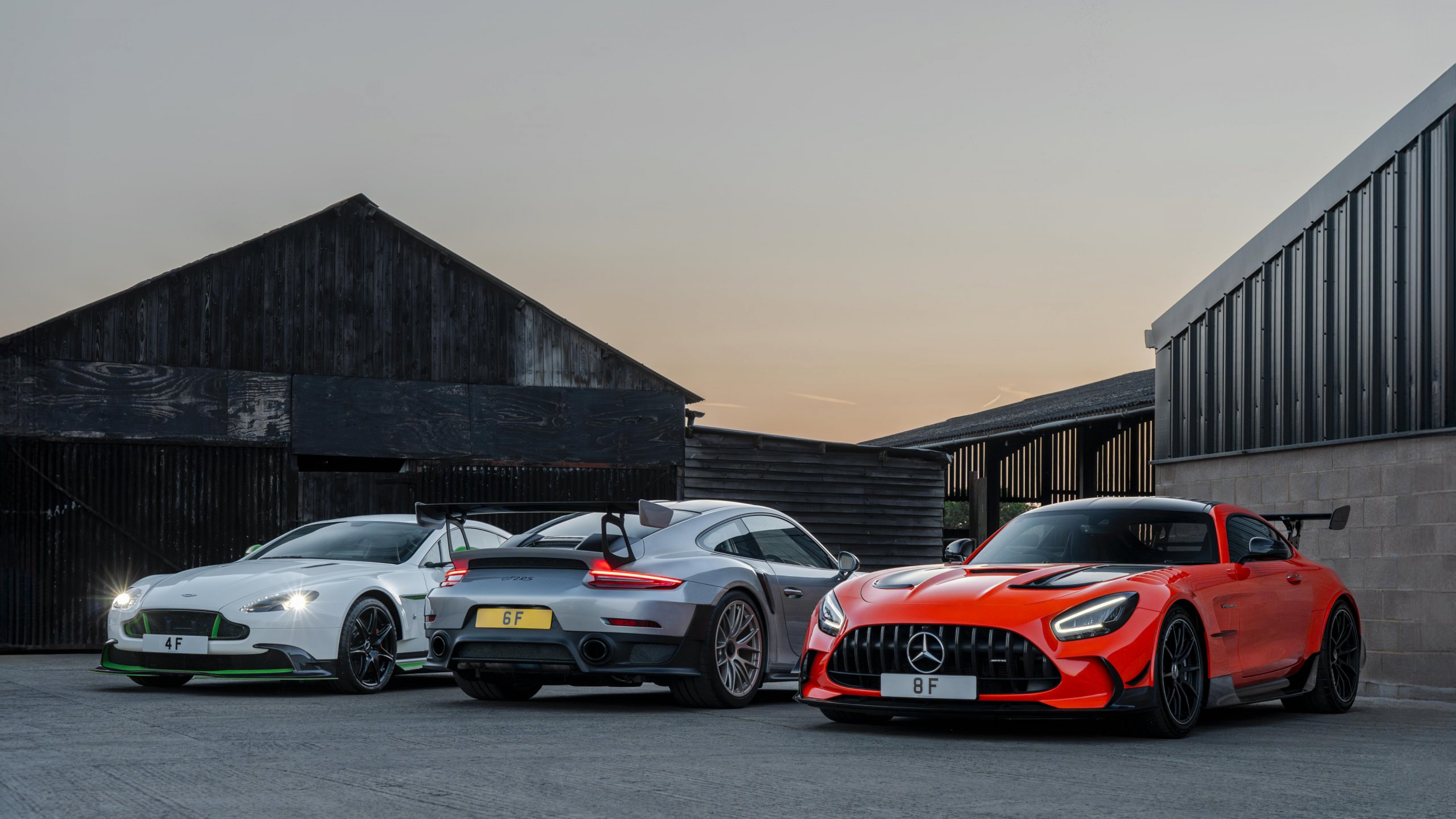 Aston Martin Vantage GT8 Porsche 991.2 GT2 RS Mercedes AMG GT Black Series