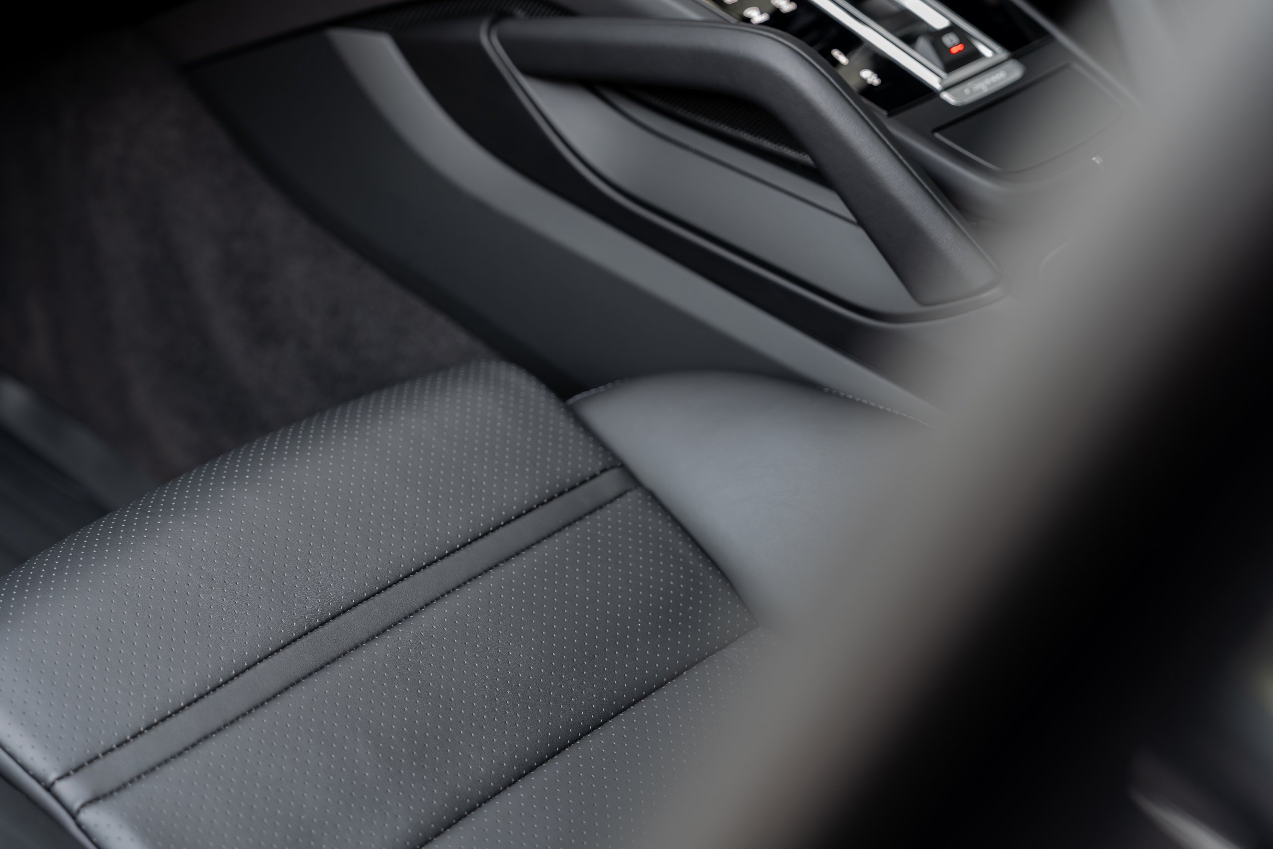 Porsche Cayenne E Hybrid Platinum Edition